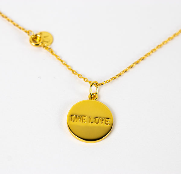 DISC NECKLACE - ONE LOVE